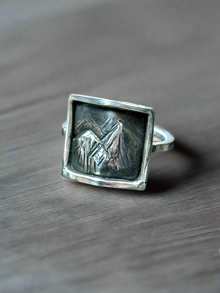 Mountain Ring